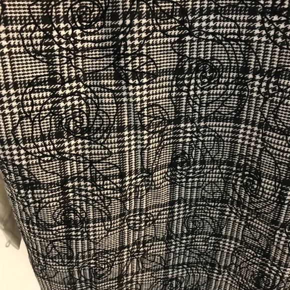 Shirt - Picture 5 of 5